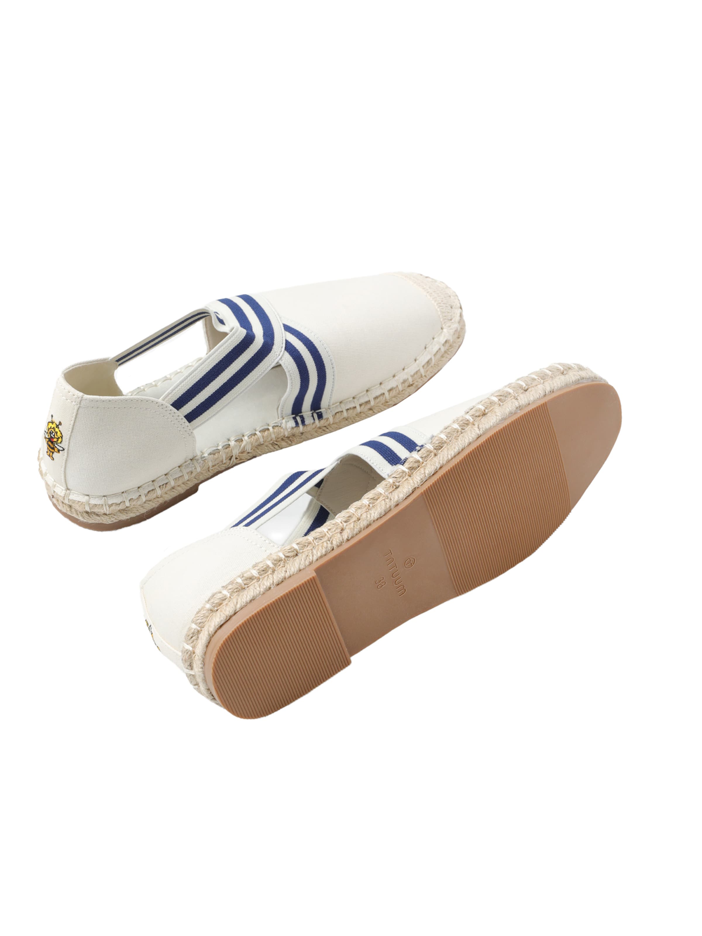 TATUUM Rahvuslikud jalats, värv valge