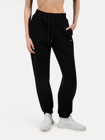 Effilé Pantalon Smilodox en noir : devant