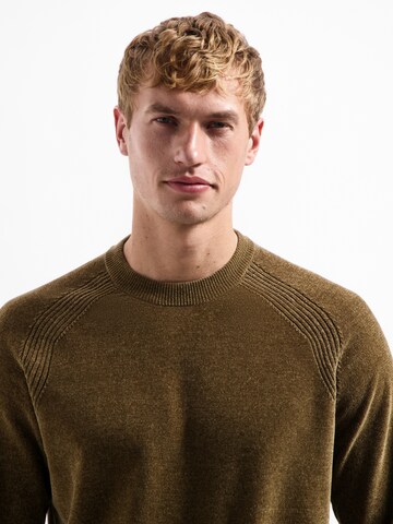 No Excess Trui in Bruin