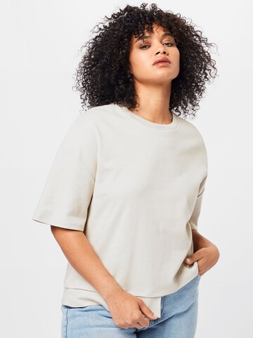 T-shirt NU-IN Plus en beige : devant