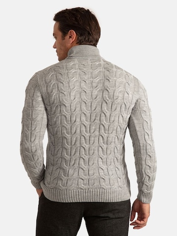 Jacey Quinn - Pullover em cinzento