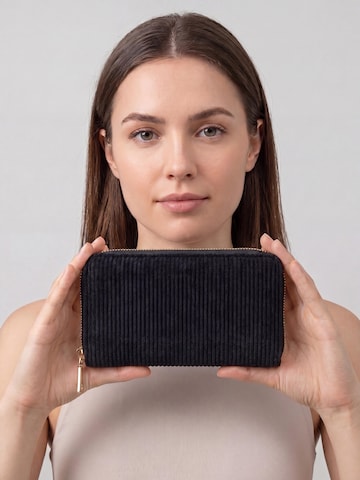 MILLYMILK® Wallet 'FONDO LARGE' in Black: front