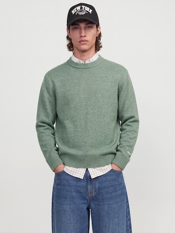 JACK & JONES Pullover 'JORNORREBRO' i grøn: forside