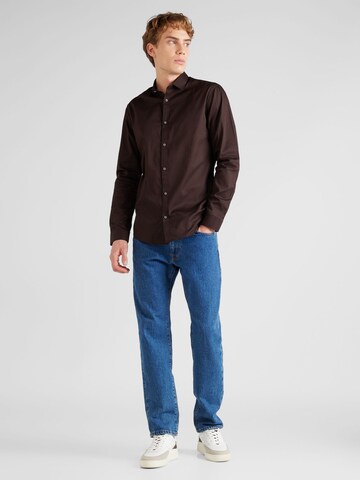 ruda JACK & JONES Priglundantis modelis Marškiniai
