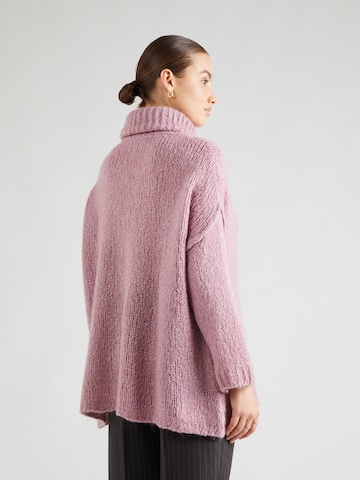 ZABAIONE Sweter oversize 'Be44nja' w kolorze różowy