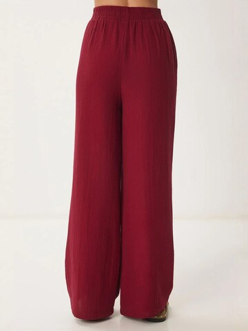 Wide Leg Pantalon 'Hose' Happiness İstanbul en rouge