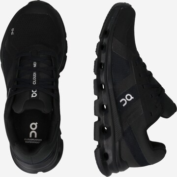 On - Zapatillas de running 'Cloudrunner Waterproof' en negro