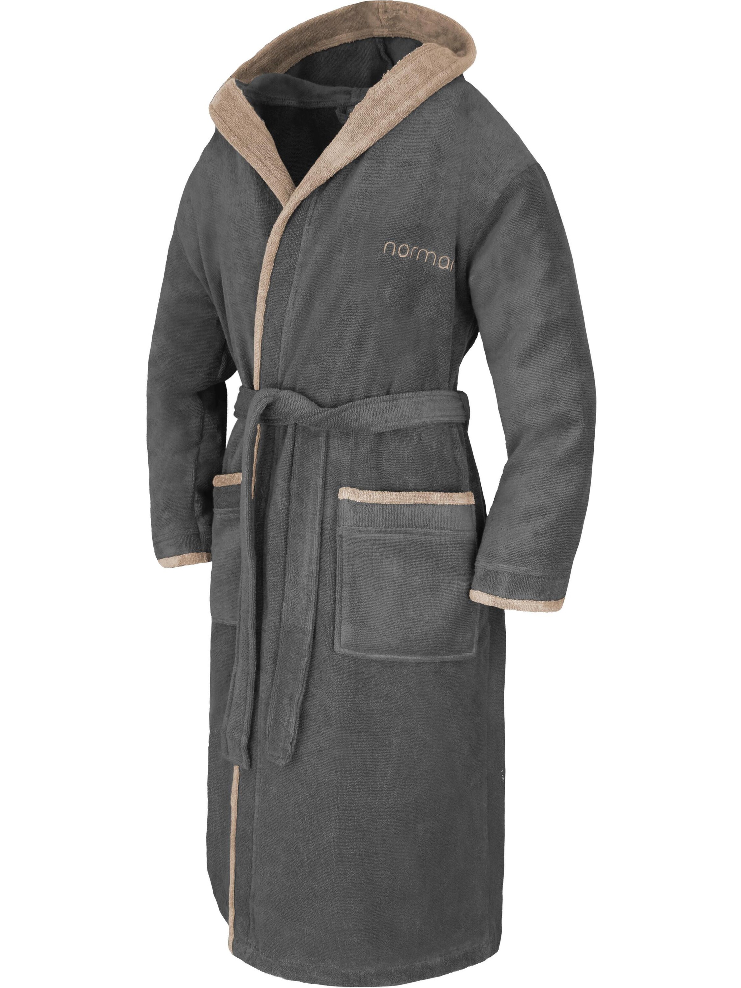 normani Badjas lang  ' Rob ' in Zwart