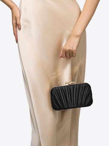 Magicshe Clutch in Black: front