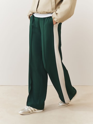 Next Wide leg Pantalon in Groen: voorkant