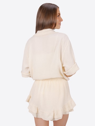 Seasons of April Rock in Beige