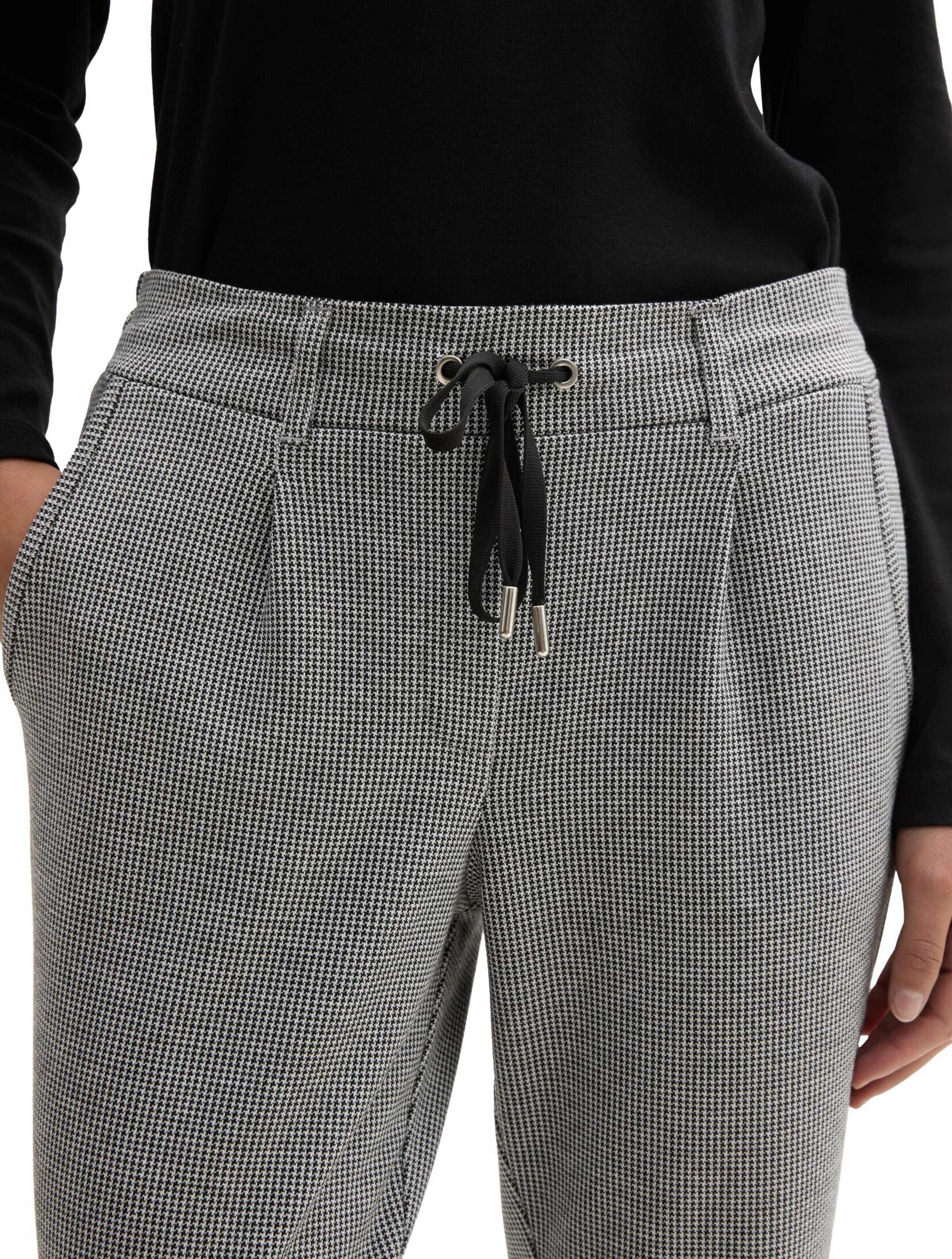 TOM TAILOR Tapered Broek in Zwart