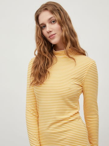 Vila Petite Dress 'Thessa' in Yellow