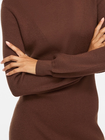 VILA Dress in Brown