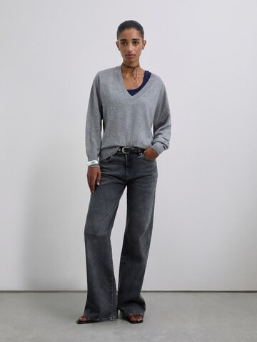 Pull-over Scalpers en gris : devant