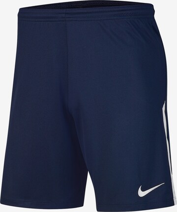 NIKE Regular Sportshorts in Blau