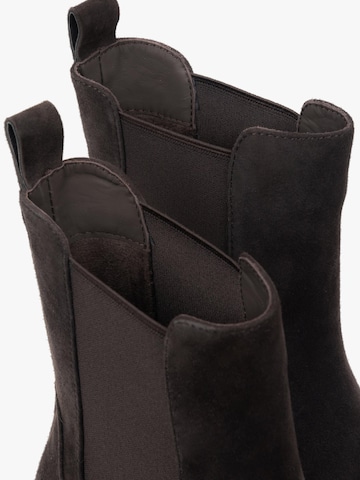 Boots chelsea '5846-3-2925' di Estro in marrone