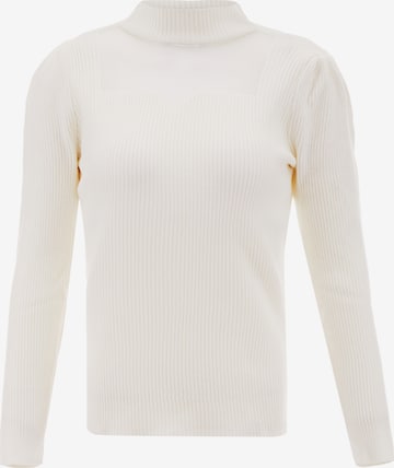 nelice Sweater in White: front