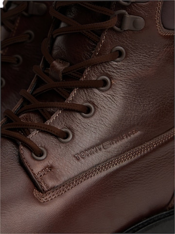 Bottines à lacets TOMMY HILFIGER en marron