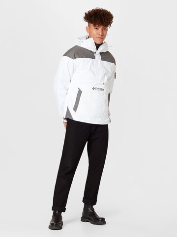 Veste outdoor 'Challenger' COLUMBIA en blanc