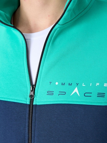 Completo per l'allenamento di Tommy Life in blu