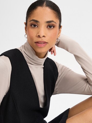 Marc Cain Strickkleid in Schwarz