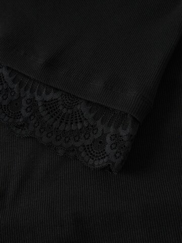 NAME IT - Camiseta en negro