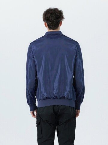 Youthup Between-Season Jacket in Blue