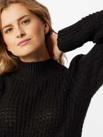 OBJECT Sweater in Black