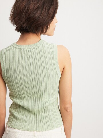 NA-KD Top in Green