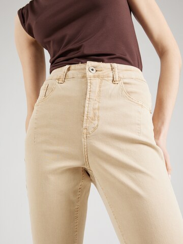 ZABAIONE Slim fit Jeans 'Jo44y' in Beige