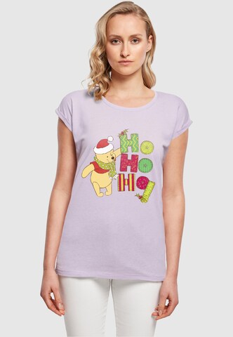 ABSOLUTE CULT T-Shirt 'Winnie The Pooh - Ho Ho Ho Scarf' in Lila: predná strana