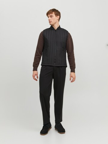 JACK & JONES Vest 'JJECity' i sort