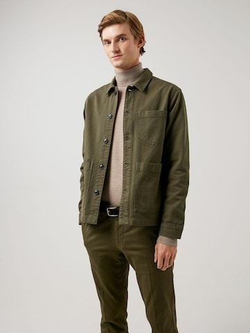 J.Lindeberg Regular fit Between-Season Jacket in Green: front