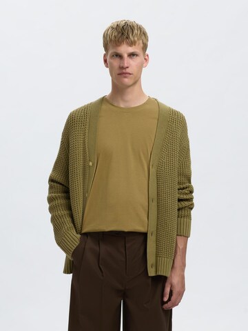 T-Shirt 'SLHASPEN' SELECTED en vert