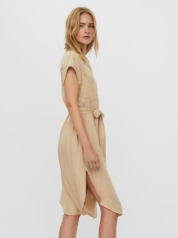 Robe-chemise 'Millie' VERO MODA en beige