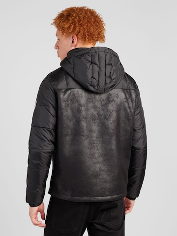 EA7 Emporio Armani - Chaqueta de entretiempo 'GIUBBOTTO' en negro