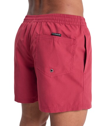 QUIKSILVER Regular Badeshorts in Rot