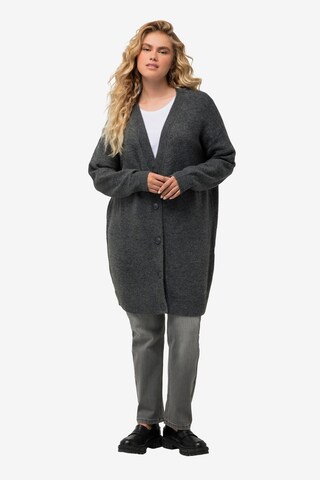 Ulla Popken Knit Cardigan in Black: front