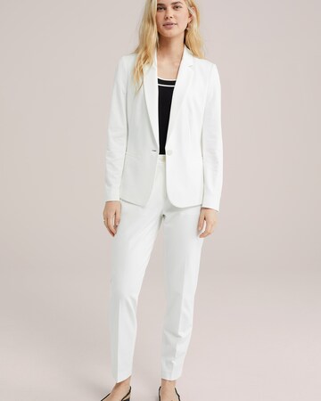 Slimfit Pantaloni con piega frontale di WE Fashion in bianco