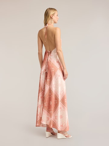 Robe MOTIVI en rose