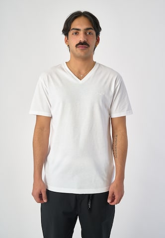 Cleptomanicx Shirt 'Ligull' in White: front