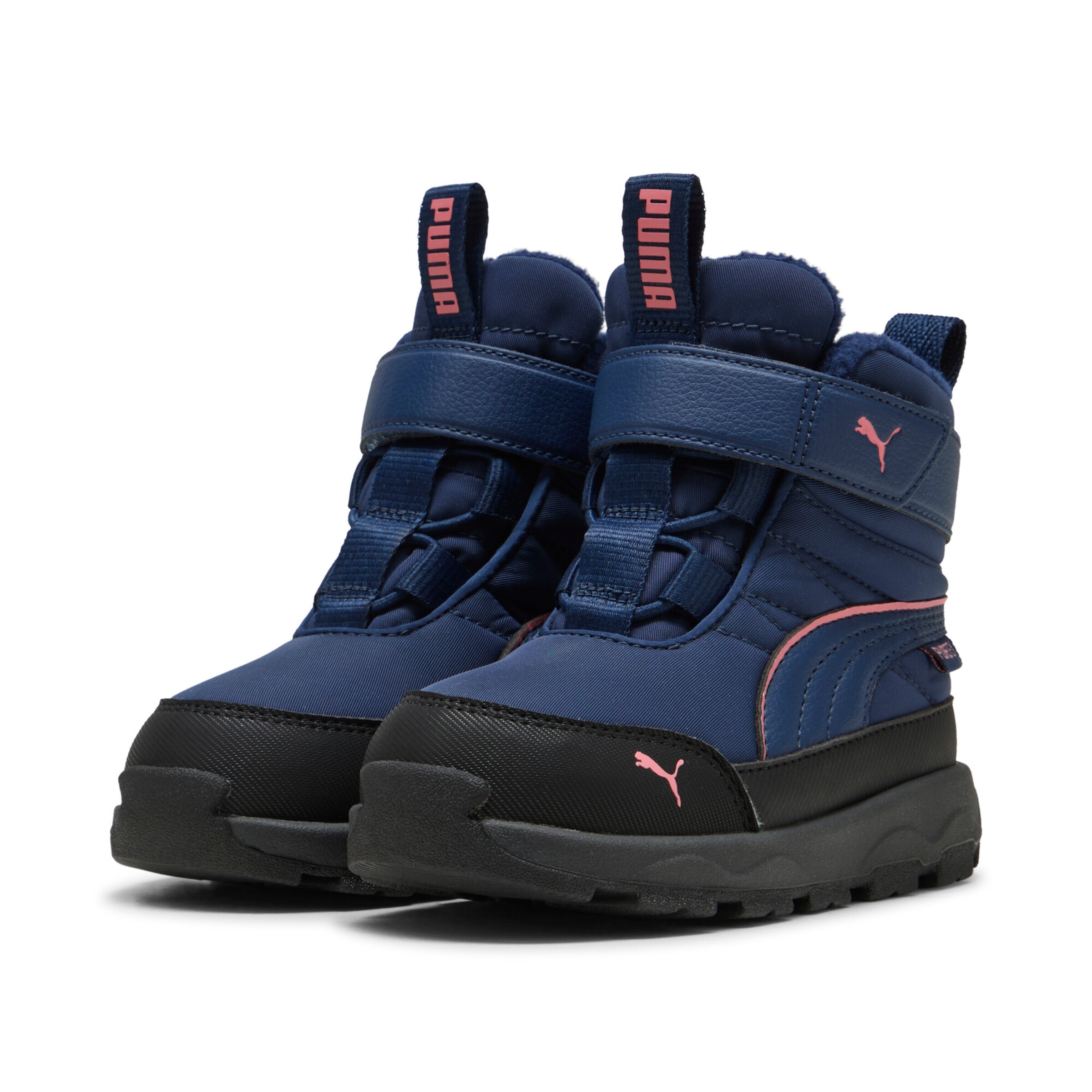PUMA Boots 'Evolve' in Blau