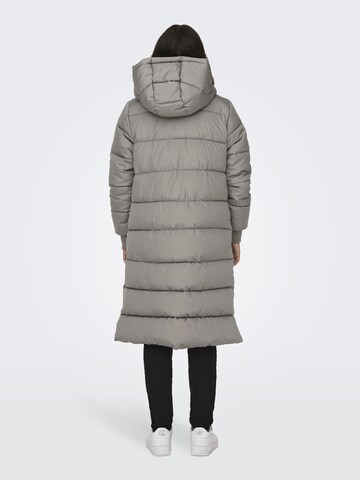 Manteau d’hiver 'Viskas' JDY en gris