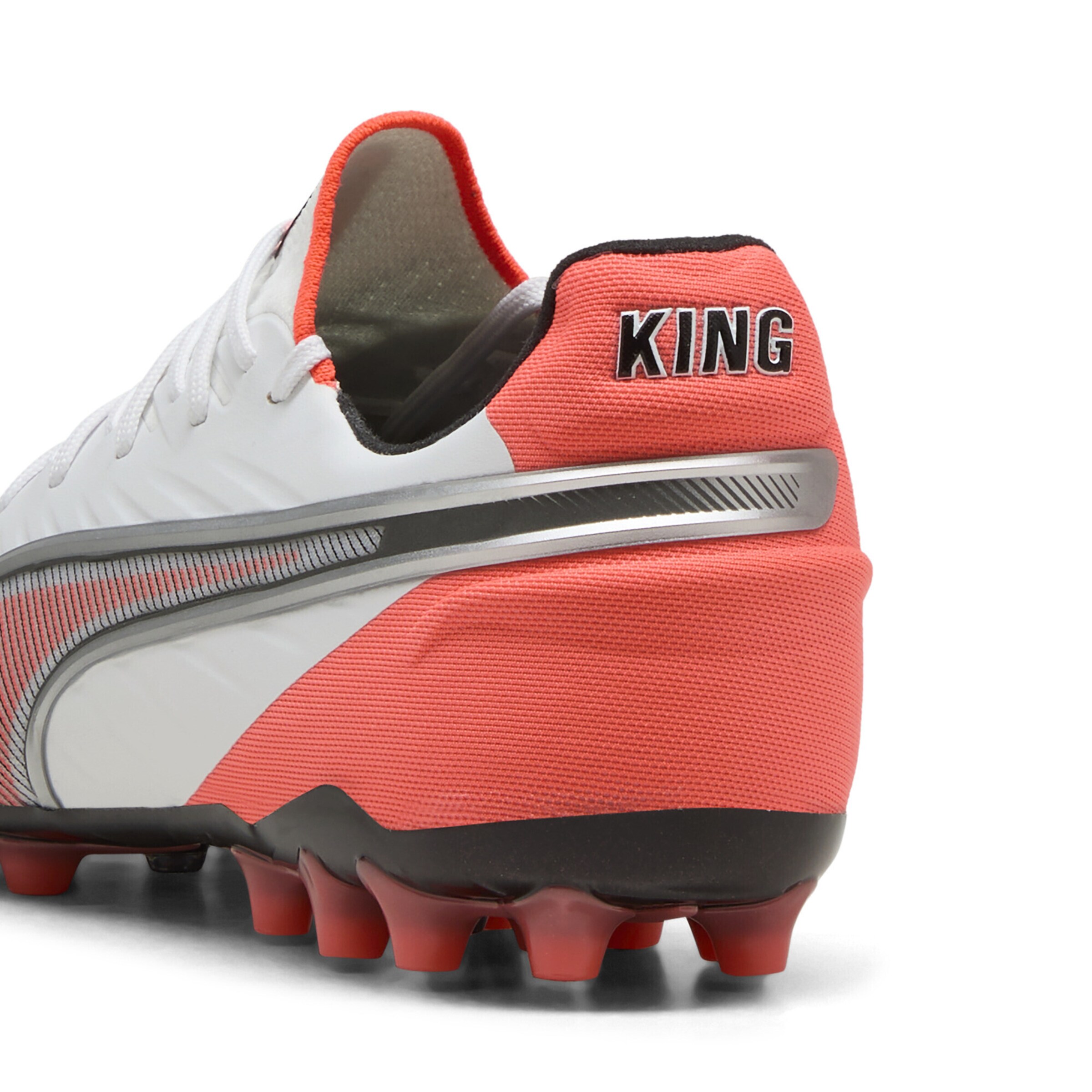 PUMA Fußballschuh 'King Ultimate' in Weiß