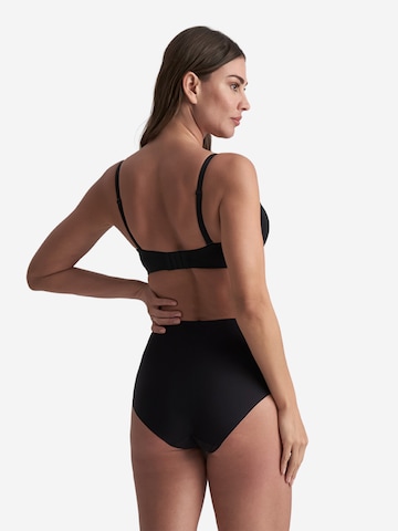 Bye Bra Shapingslip 'Uni Stretch High Brief' in Zwart