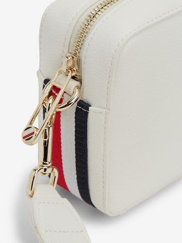 TOMMY HILFIGER Crossbody Bag 'Essential' in White