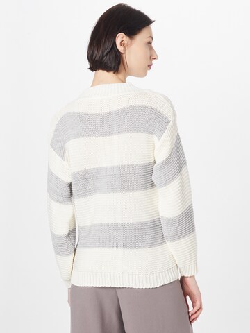 Femme Luxe - Pullover 'Rivkah' em branco