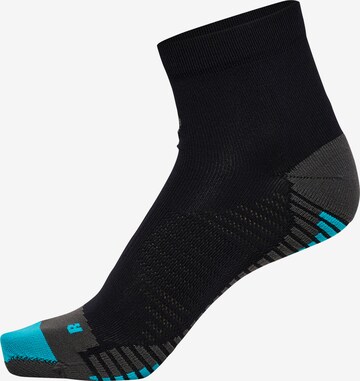 Chaussettes de sport Newline en noir : devant