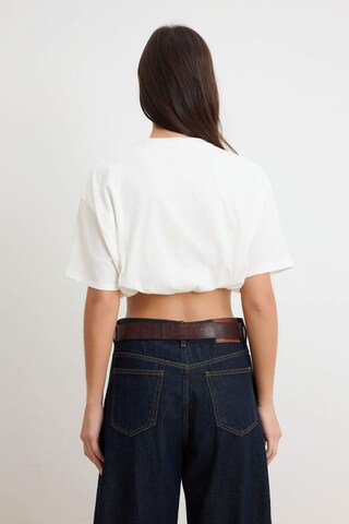 Trendyol - Camiseta en beige
